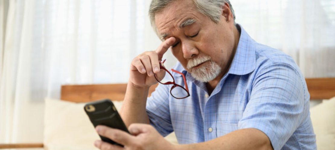 استخدام الجوال بعد عملية الليزر