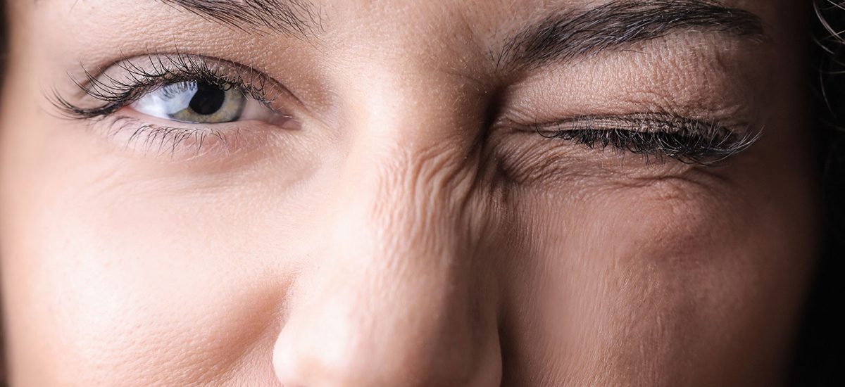 أسباب زغللة العين وكل ما يتعلق بها