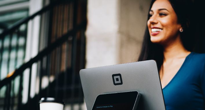 كيف تحافظ الشركات على عيون موظفيها؟