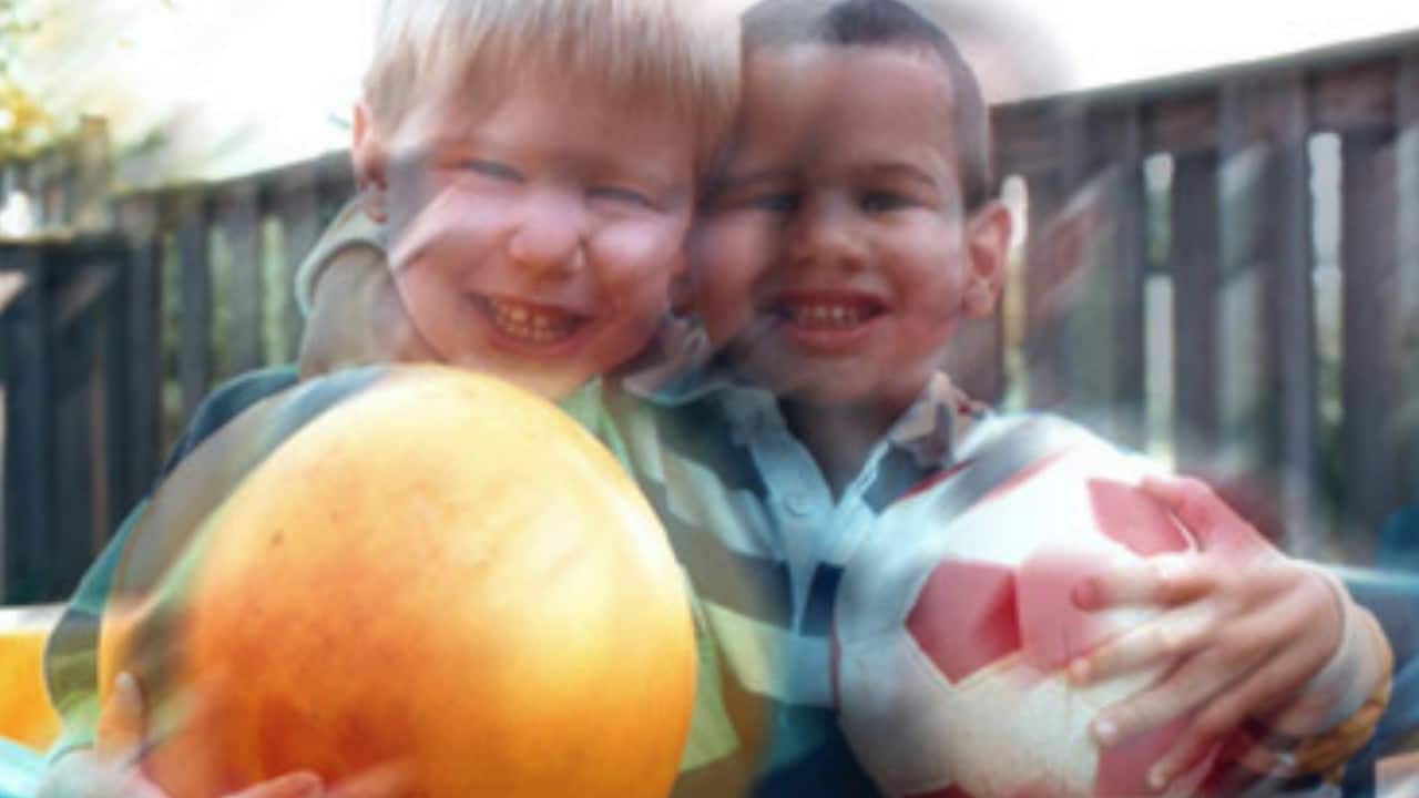 كيف يرى مريض القرنية المخروطية