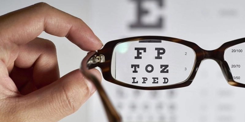 Refractive Error Range Suitable for Surgery