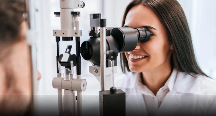 Key Criteria for Choosing the Best Eye Doctor in Yanbu