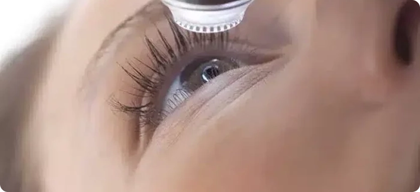 تجربة مرضانا مع انفصال الشبكية