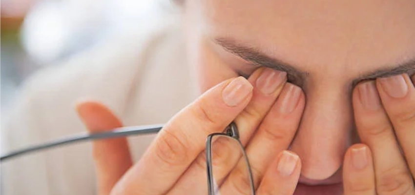 ألم العين المفاجئ