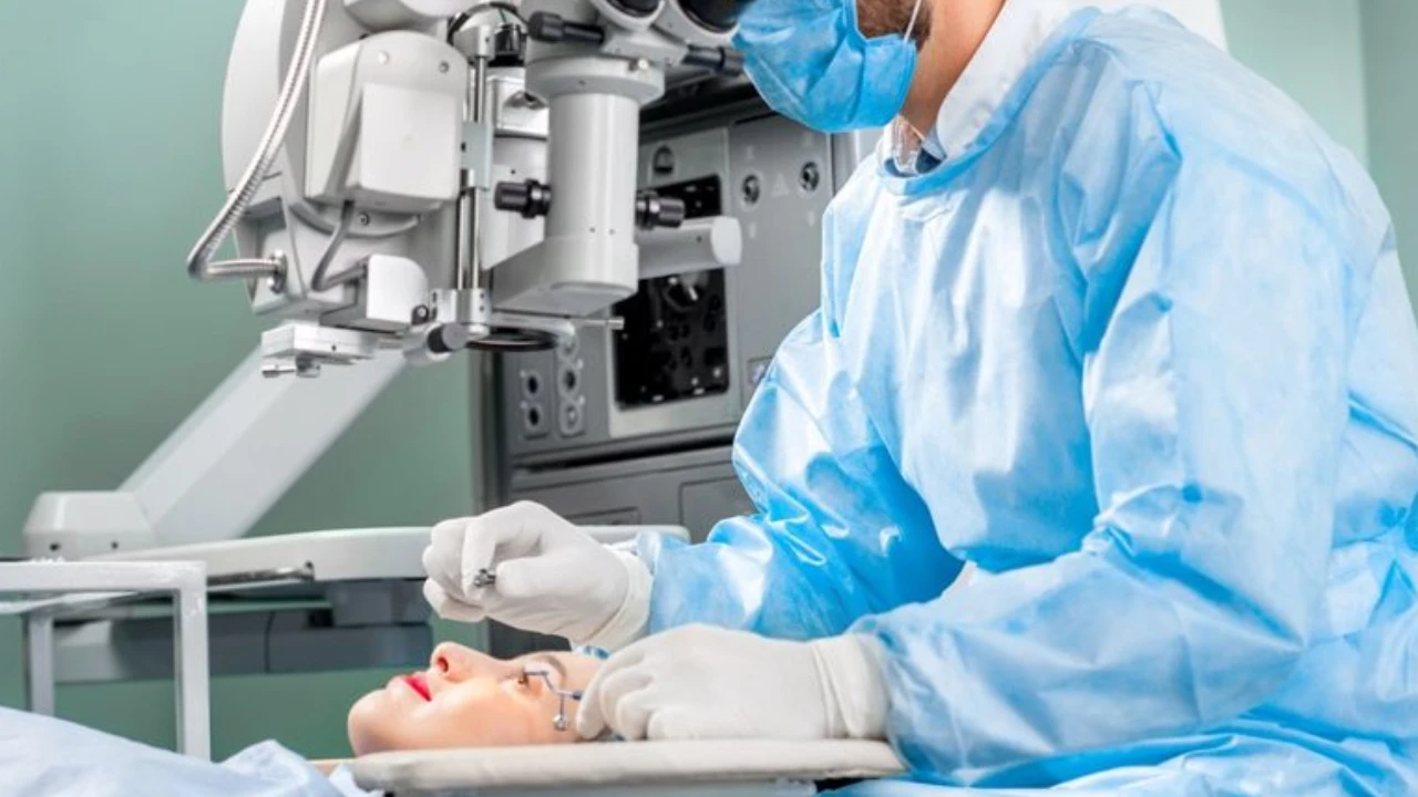 جراحات القرنية